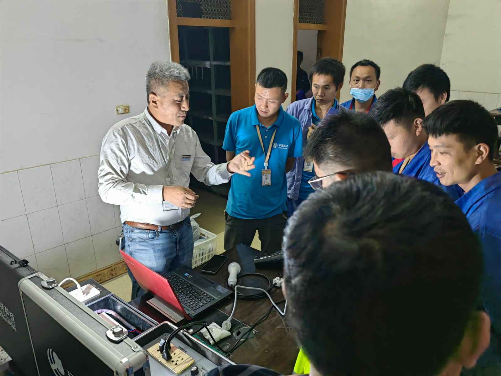 杭州黎阳会展服务有限公司为中移铁通有限公司安全用电培训